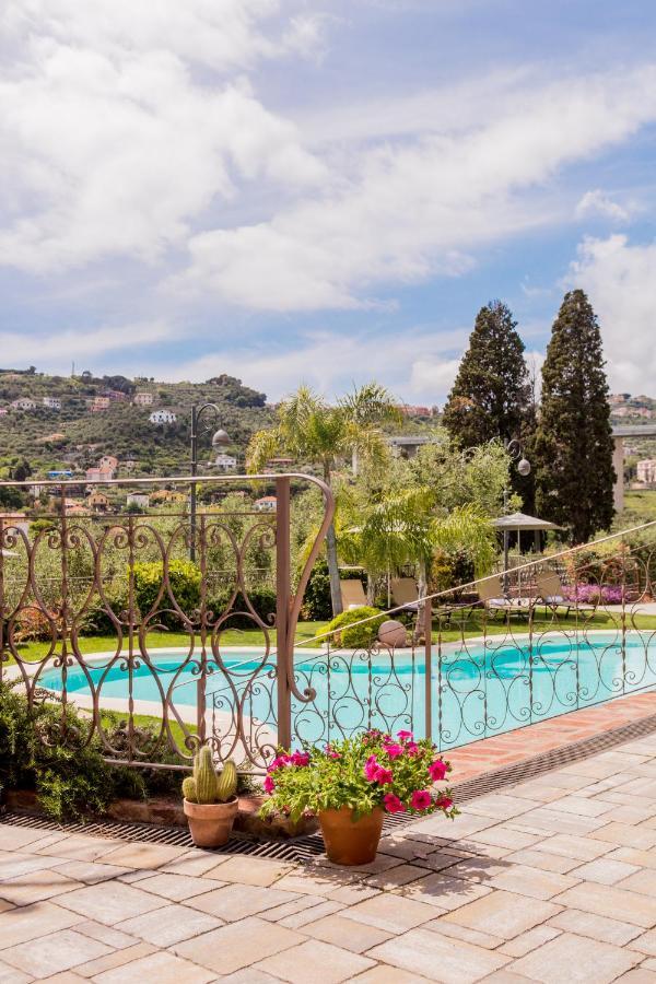 Leonardo Resort Imperia Exterior photo
